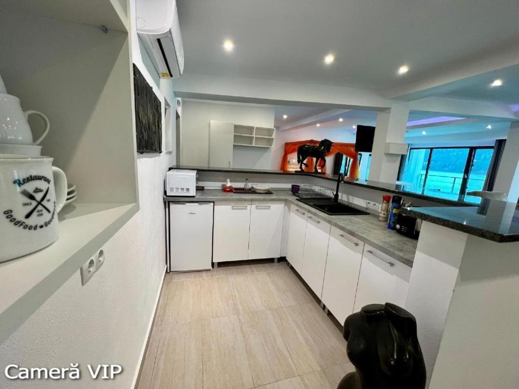 Casa Eden - Apartamente Langa Lac Colibiţa Exteriör bild